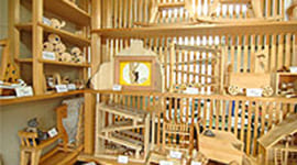 🎄サンタ工房第2出張所誕生物語：仙台駅前の材木店から始まった、木育おもちゃと笑顔を届けるママの6年間